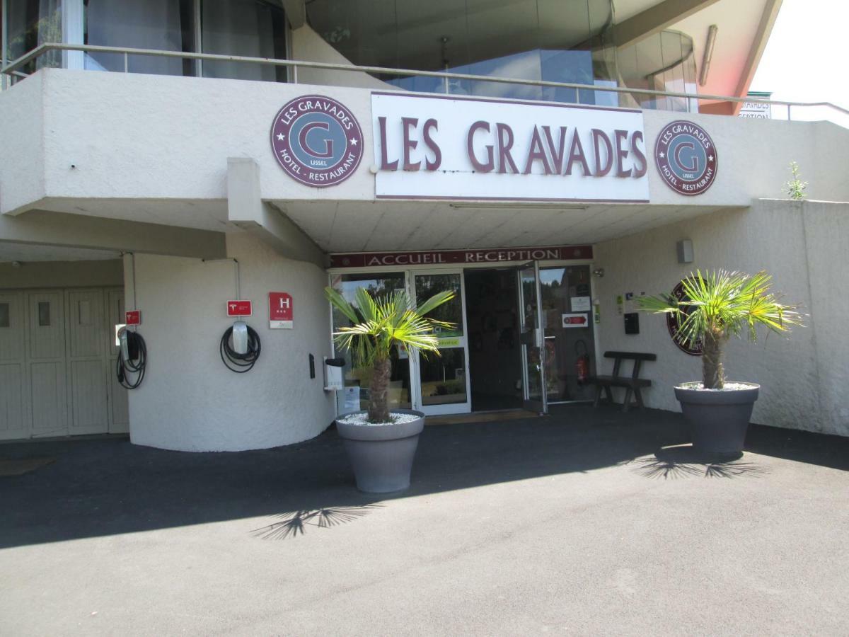 Logis Hotel Les Gravades Ussel Ussel  Exterior foto